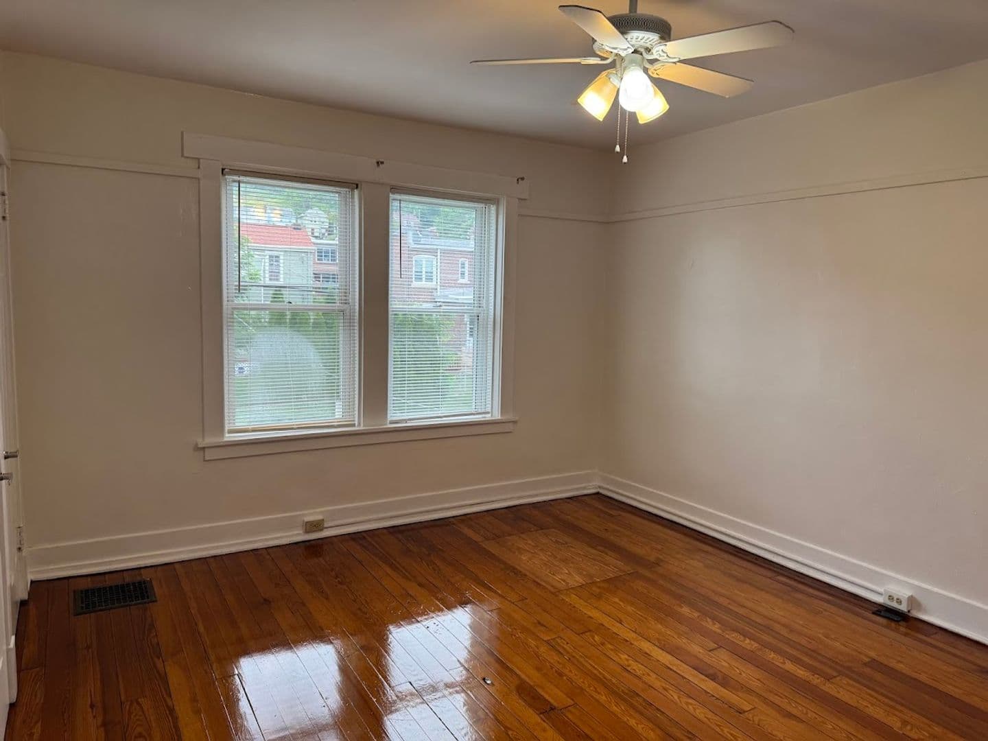 Pittsburgh House: 1651 Chislett Street