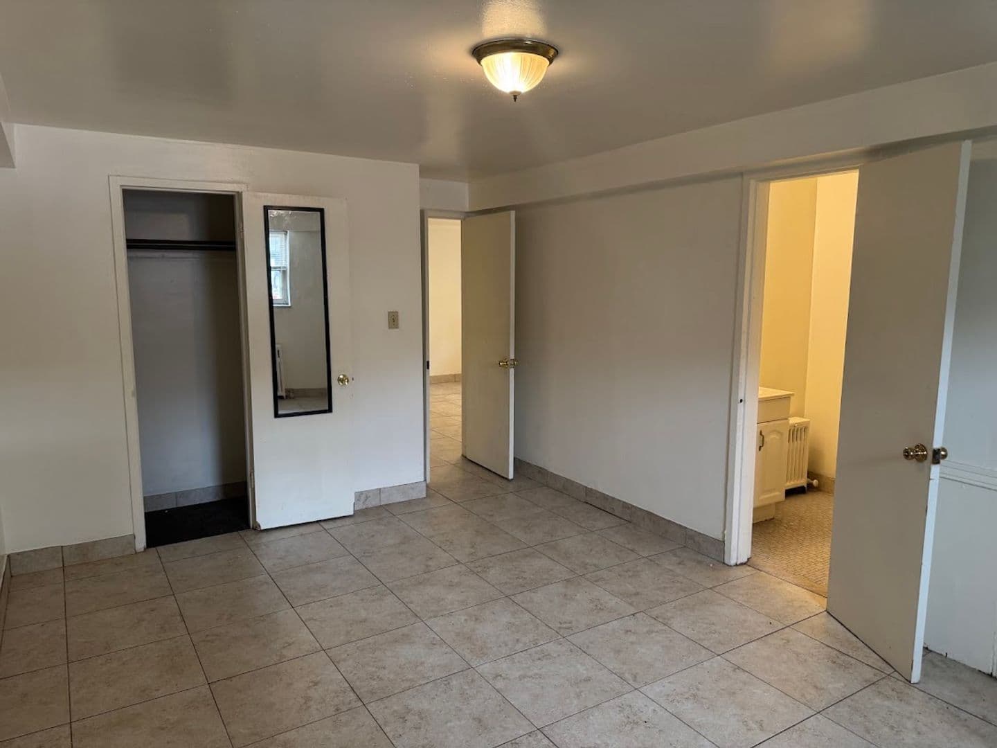 Pittsburgh Apartment: 2355 Eldridge