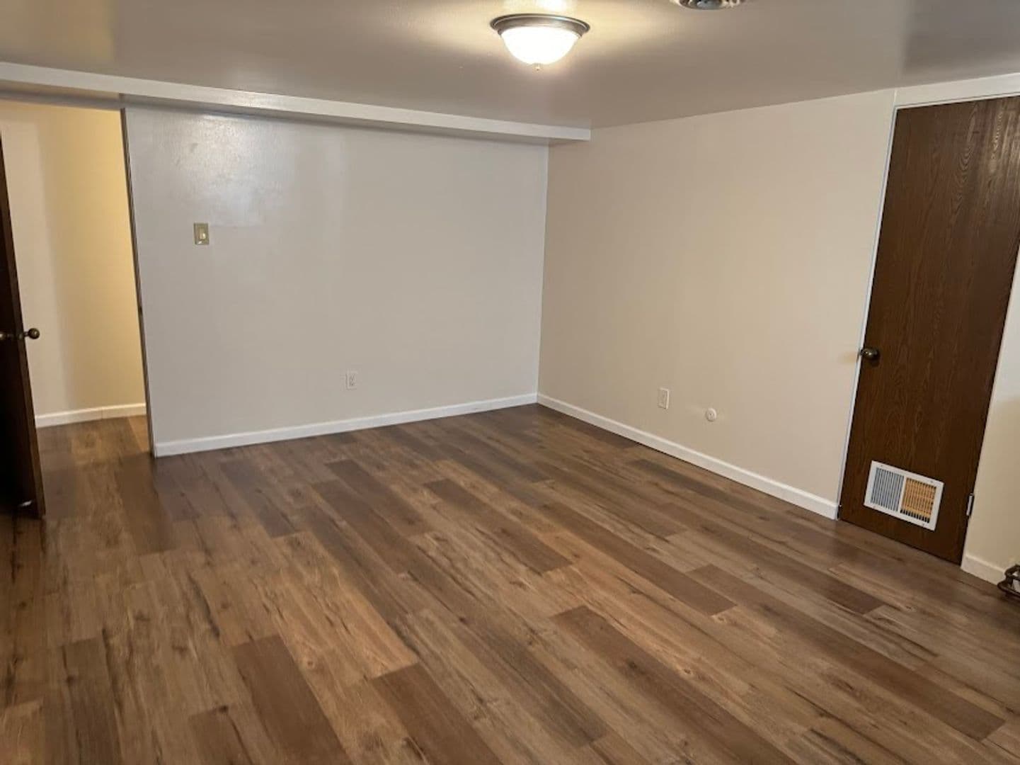 Pittsburgh Apartment: 255 Shady Ave