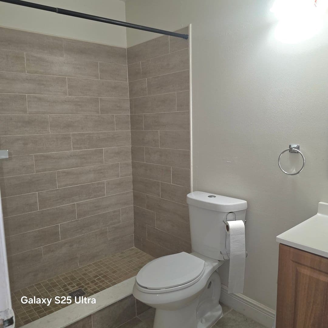 Orlando Apartment: 6031 Scotchwood Gln. # 204