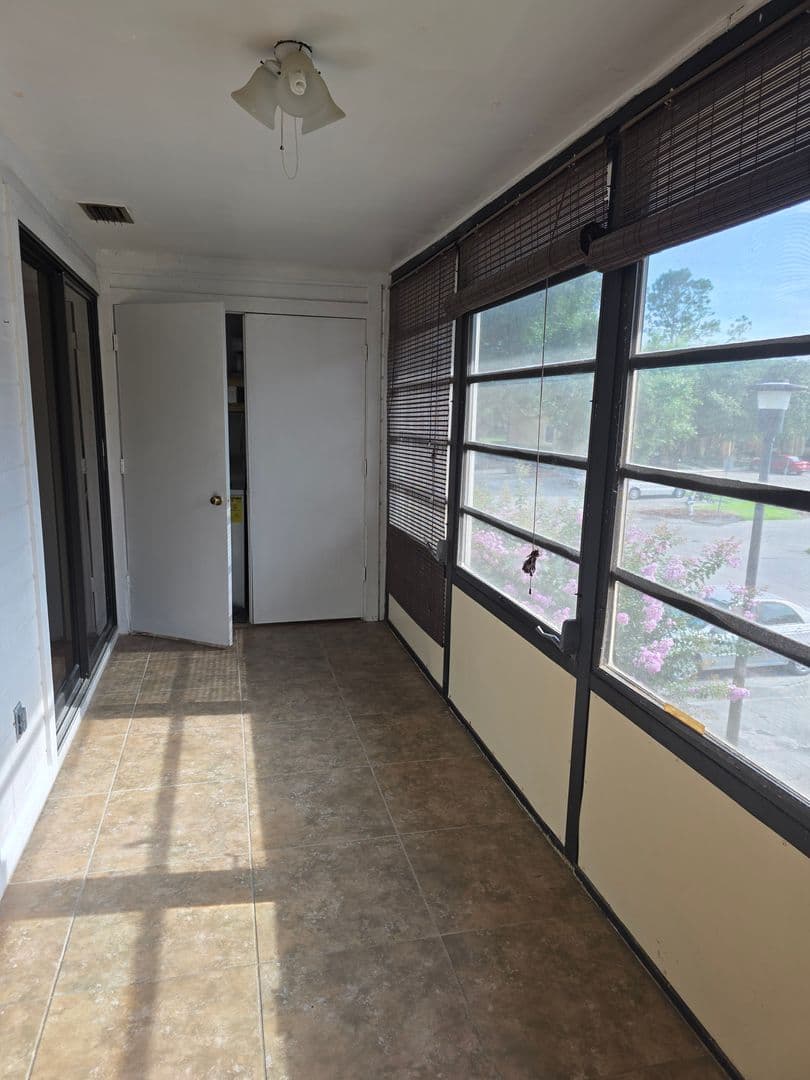 Orlando Apartment: 6031 Scotchwood Gln. # 204