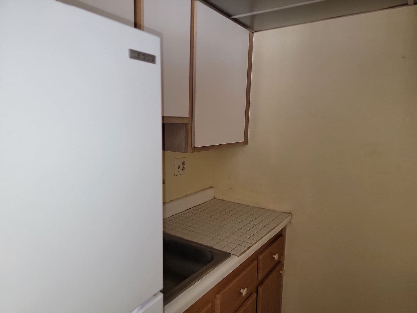 Orlando Condo: 955 W. Oak Ridge Rd.