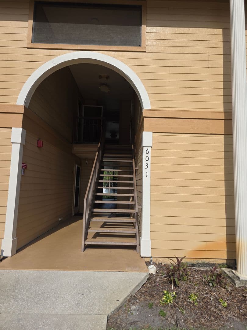 Orlando Apartment: 6031 Scotchwood Gln. # 204