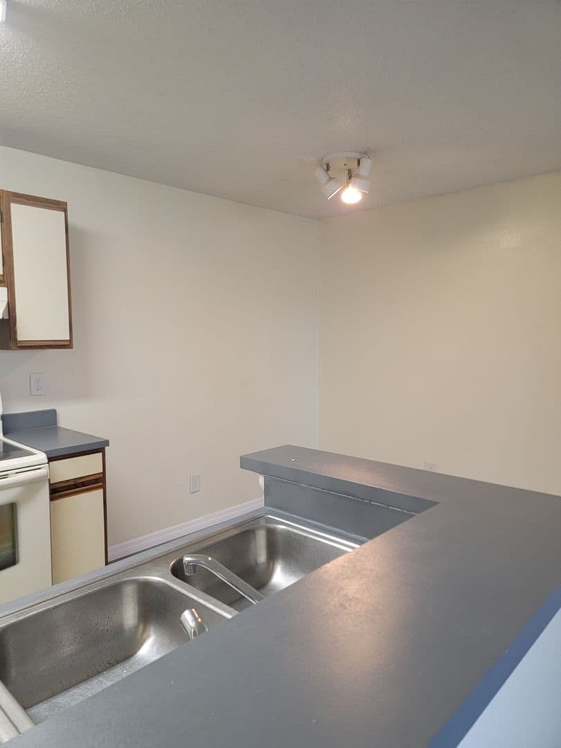 Kissimmee Condo: 2031 Cascades Blvd.
