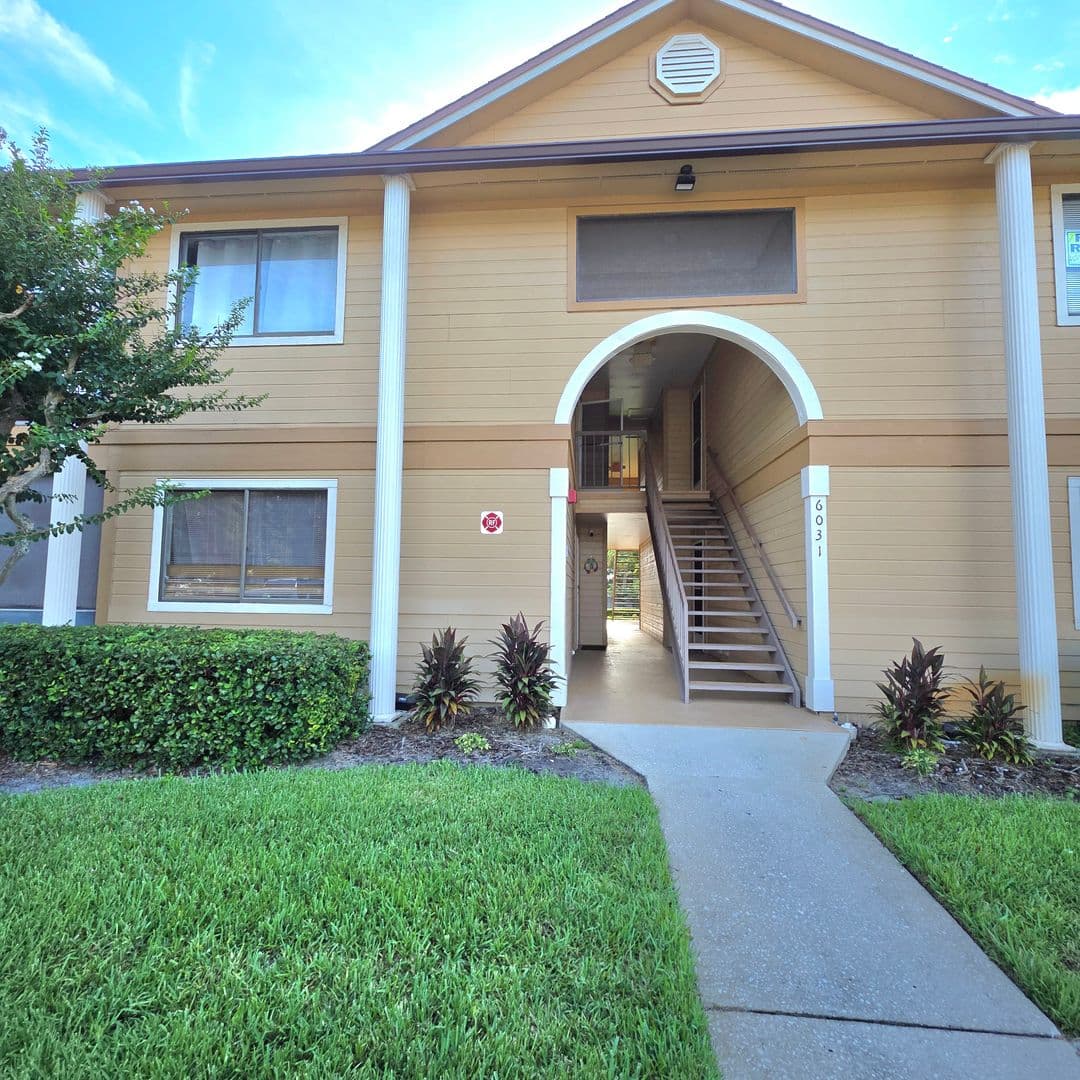 Orlando Apartment: 6031 Scotchwood Gln. # 204