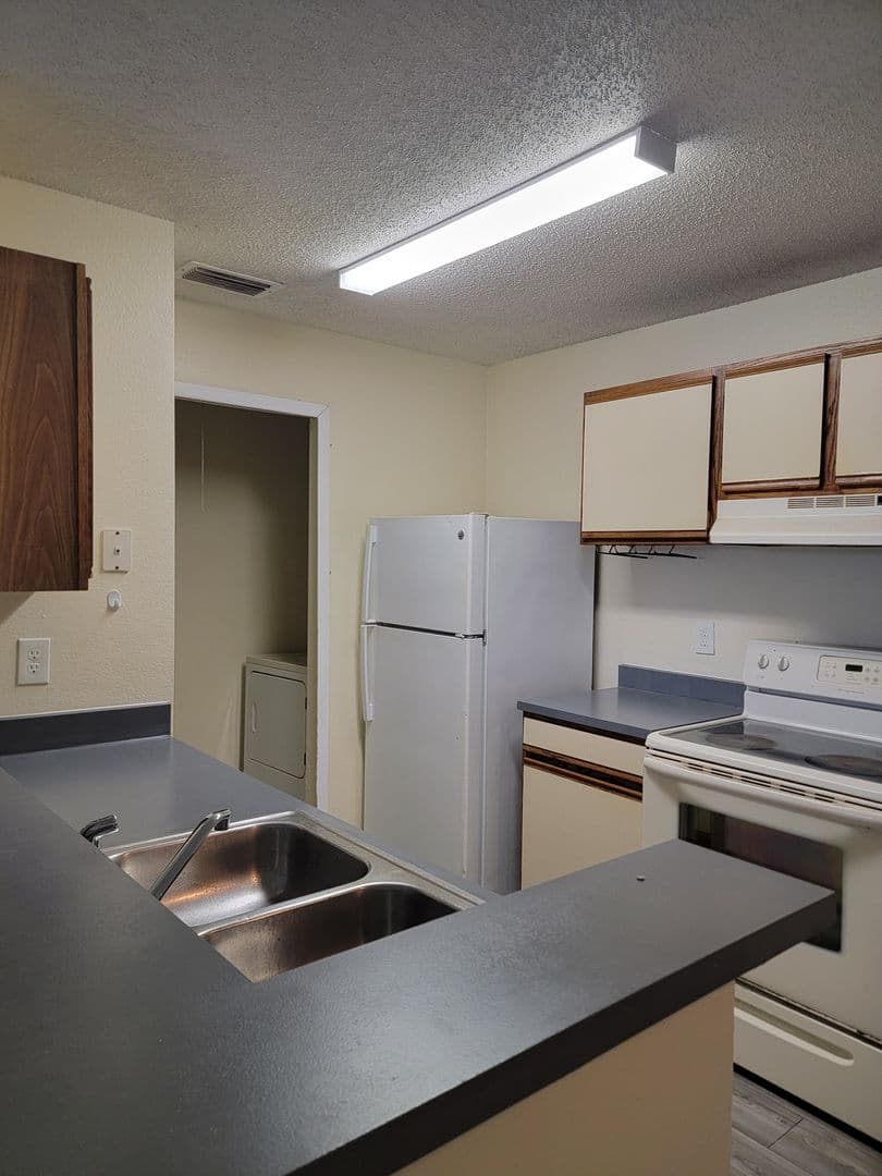 Kissimmee Condo: 2031 Cascades Blvd.