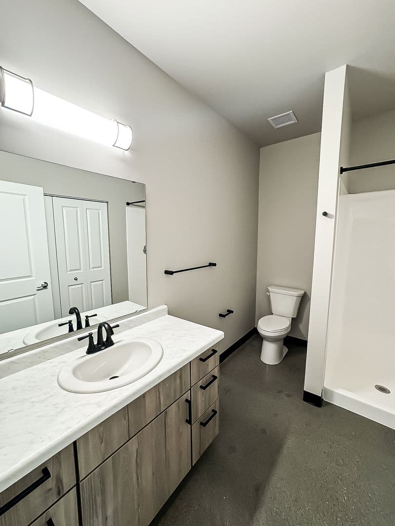 Fargo Apartment: 1919 N University Dr