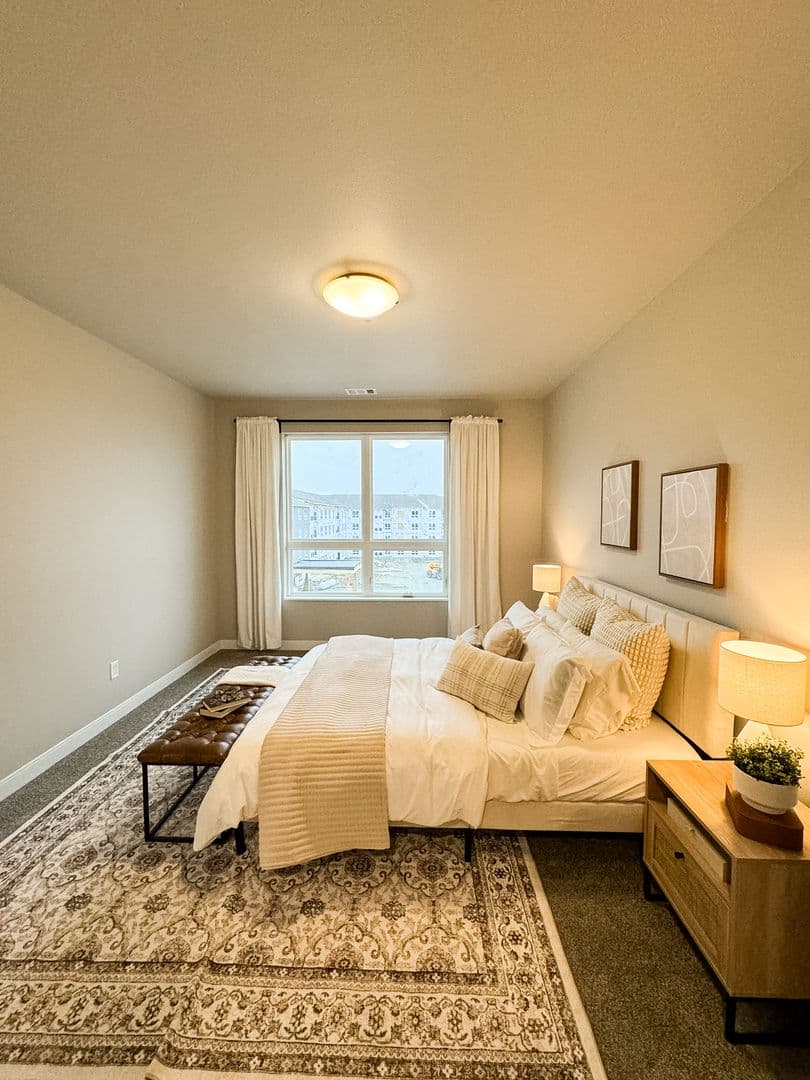 Fargo Apartment: 4400/ 4420 Calico Dr S