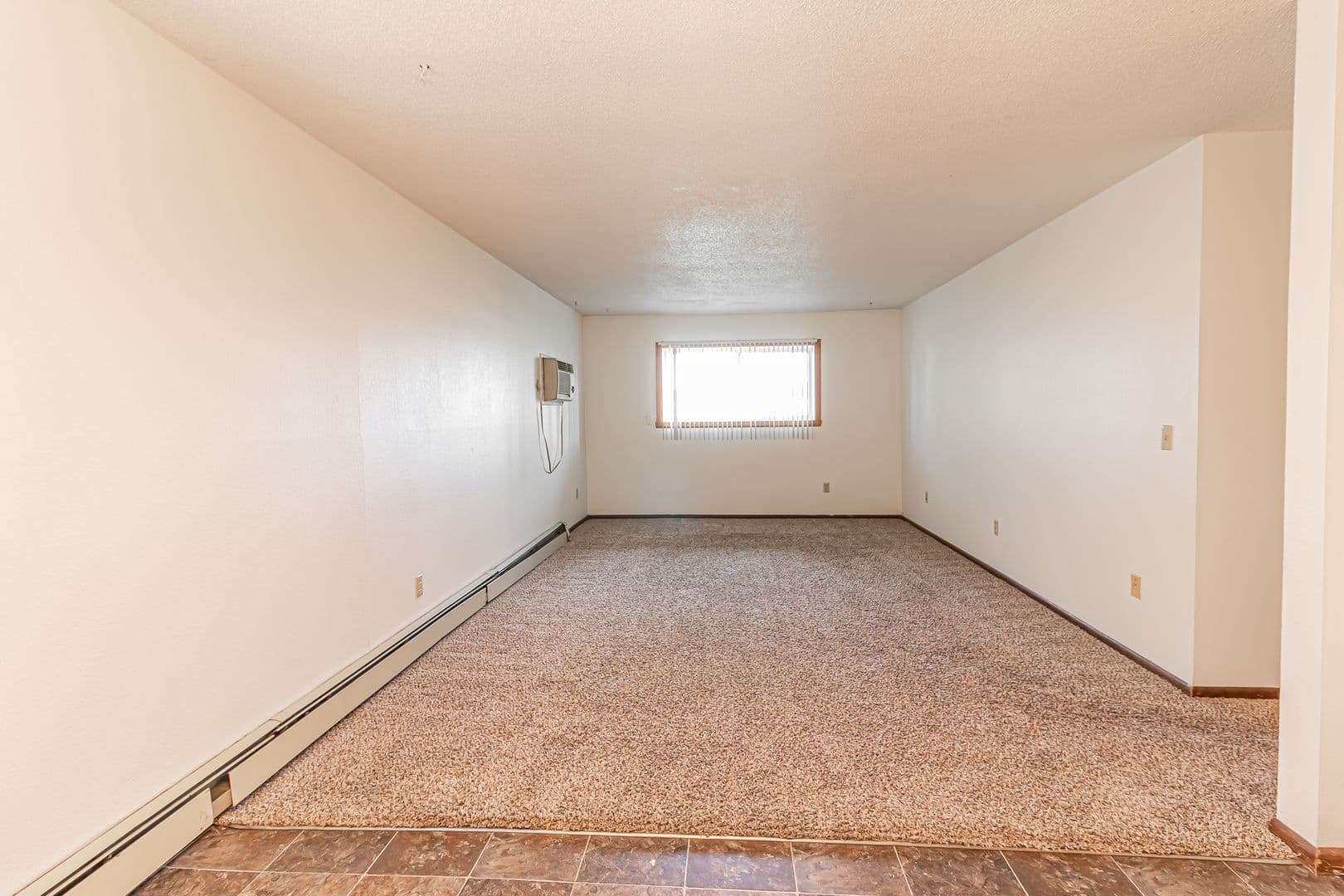 Fargo Apartment: 1120 16th St N