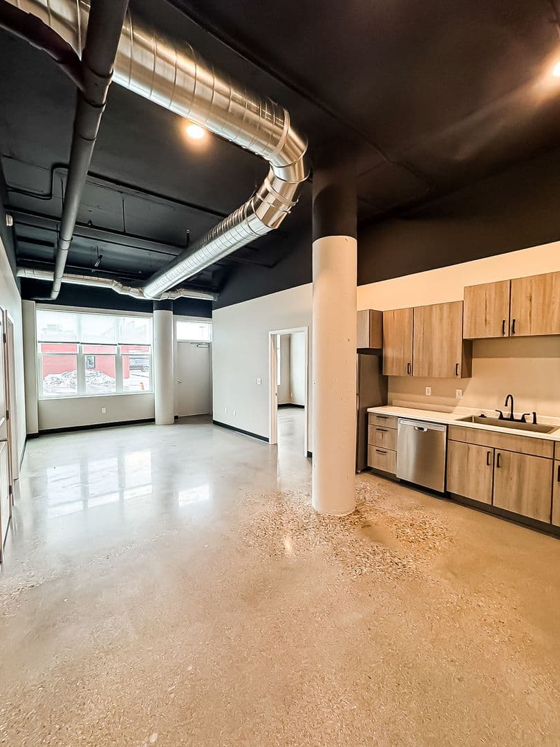 Fargo Apartment: 1919 N University Dr