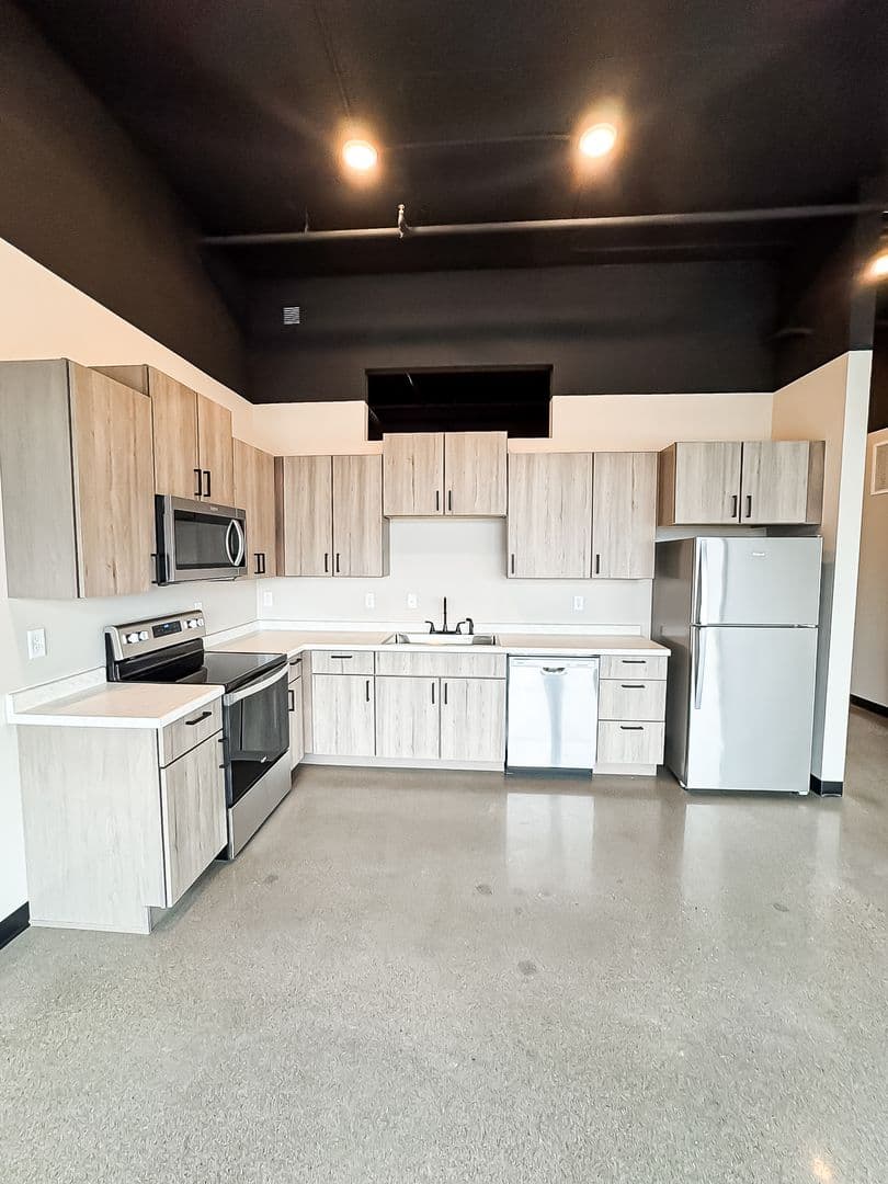 Fargo Apartment: 1919 N University Dr