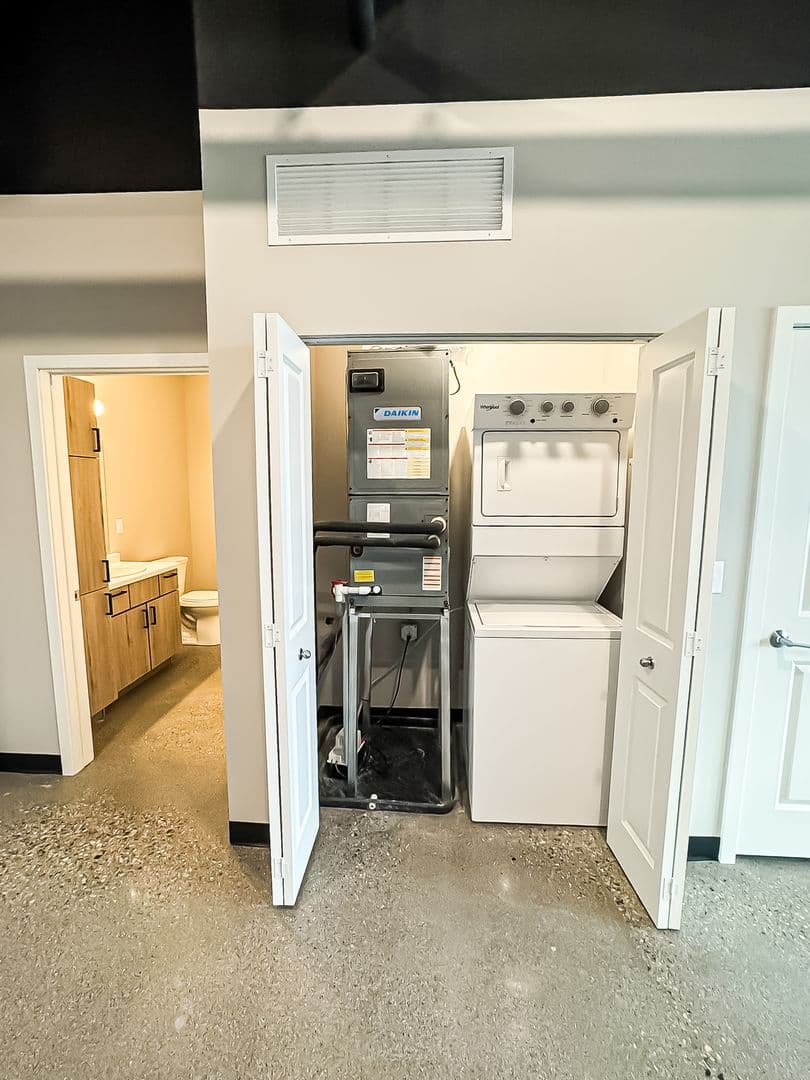 Fargo Apartment: 1919 N University Dr