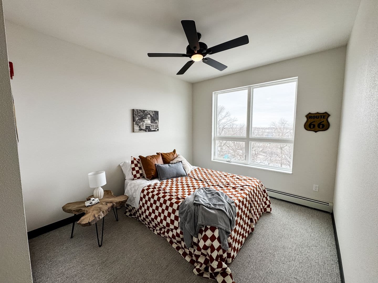 Fargo Apartment: 1758 12th Ave N