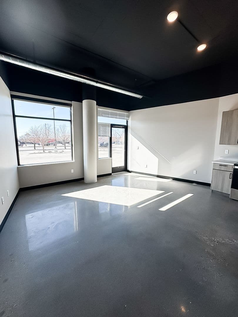 Fargo Apartment: 1919 N University Dr