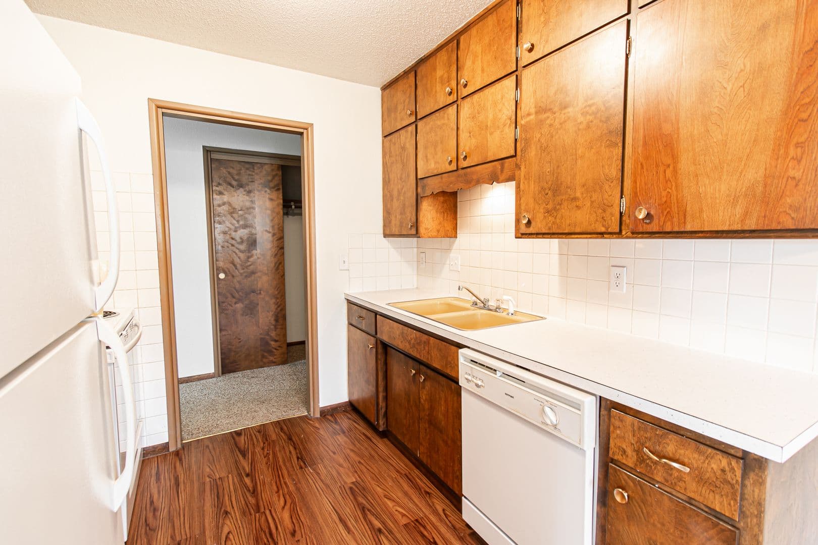 Fargo Apartment: 1120 16th St N