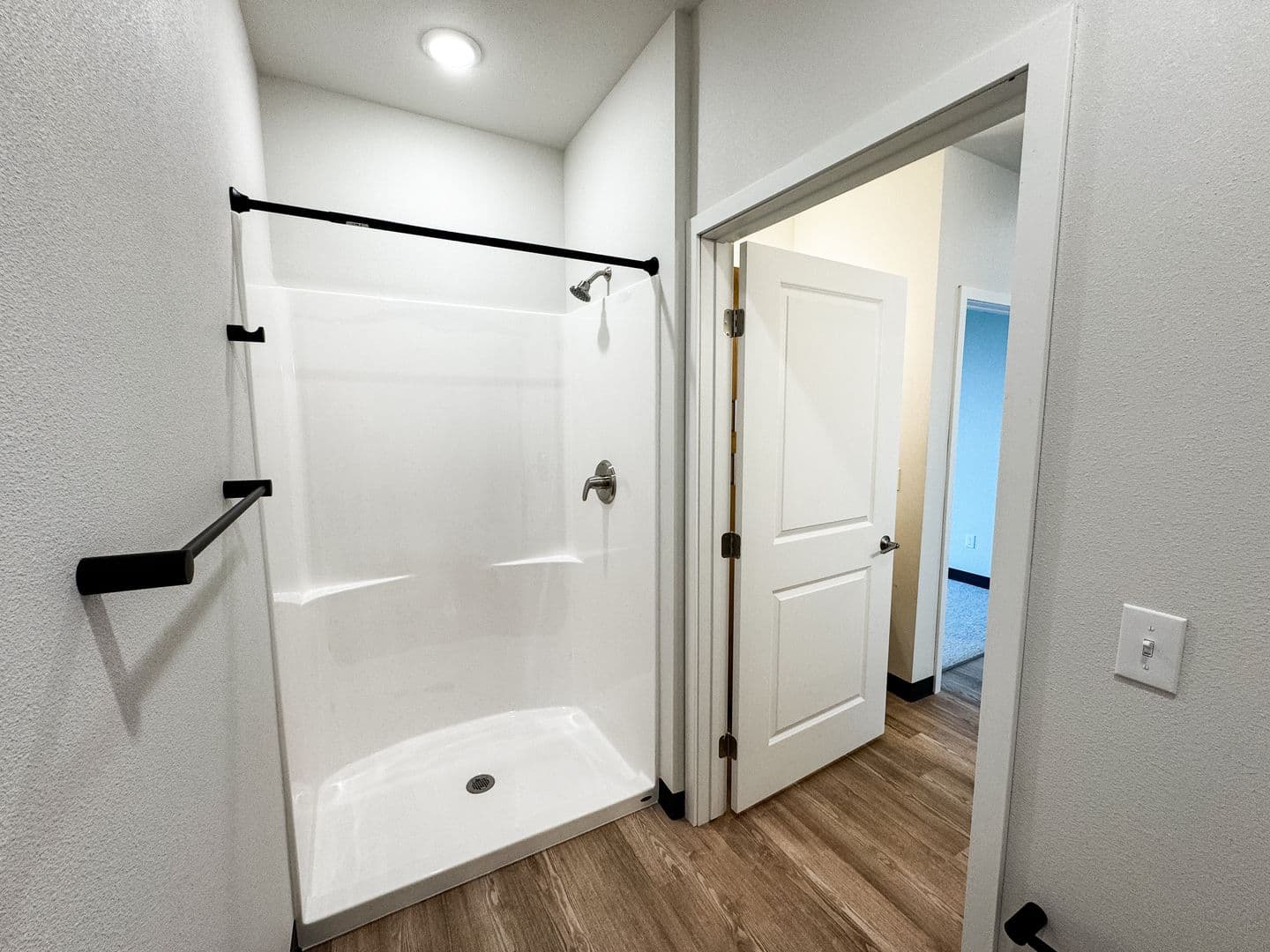 Fargo Apartment: 1758 12th Ave N