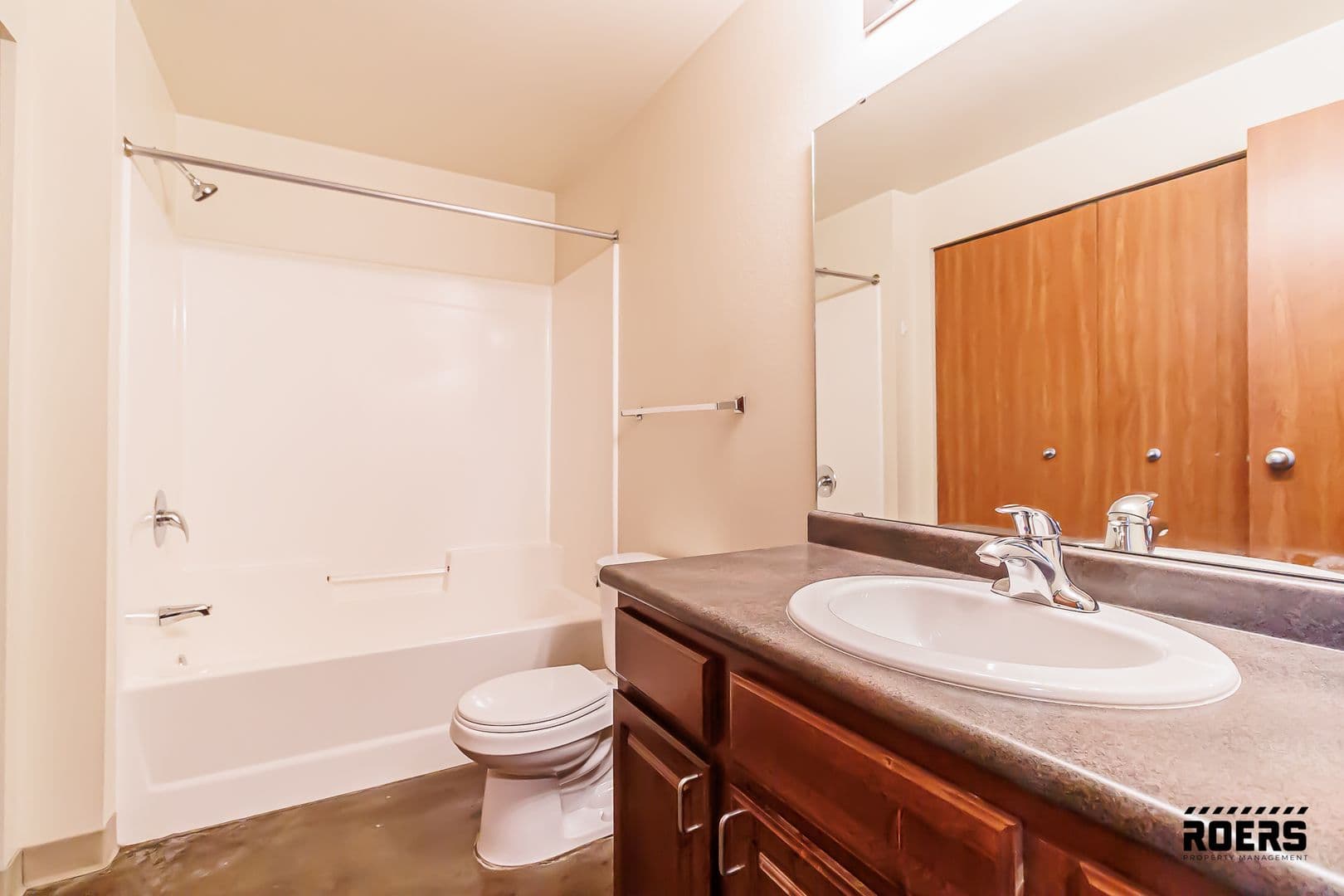 Fargo Apartment: 1919 N University Dr