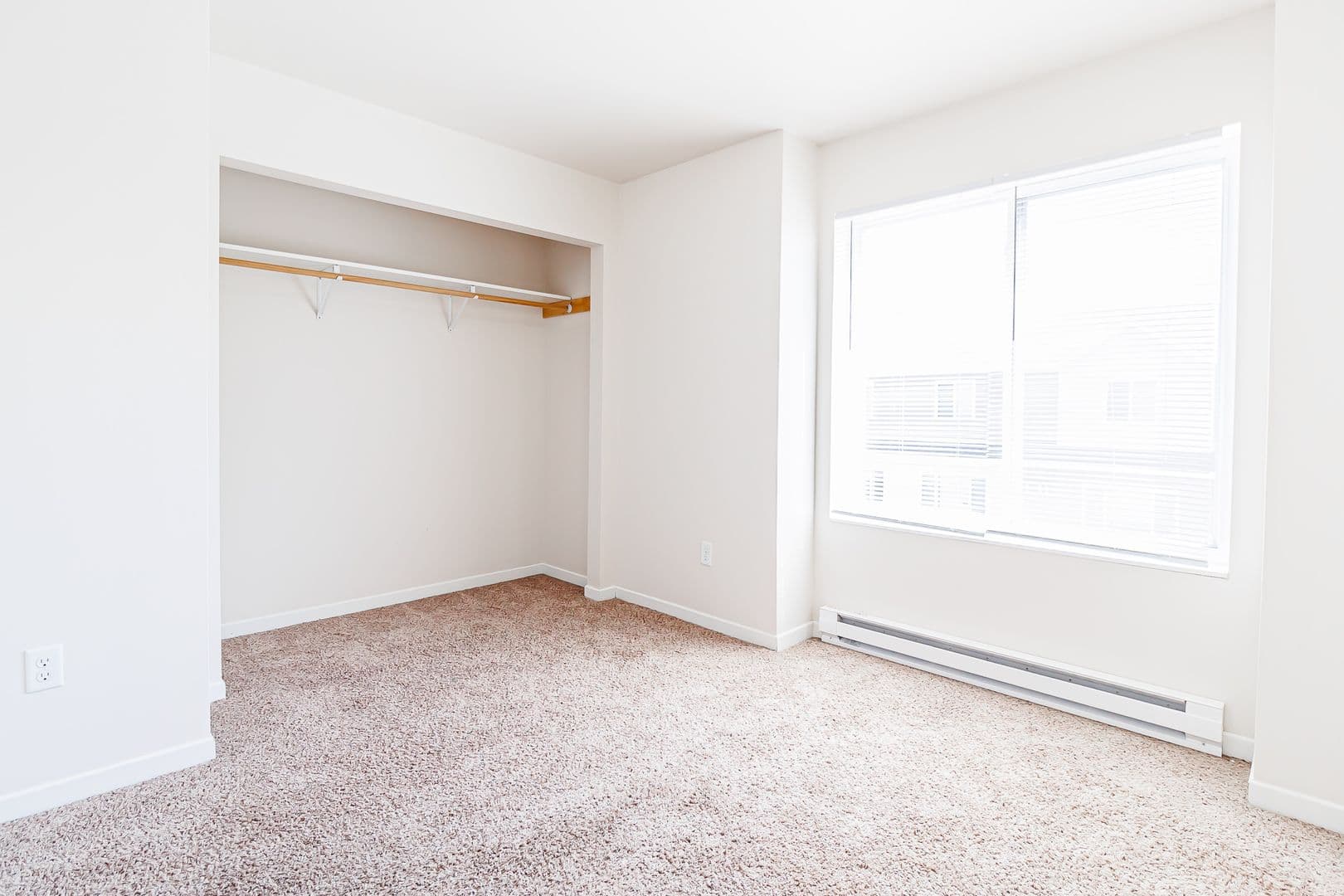 Fargo Apartment: 1017 & 1021 16th ST N/ 1120 & 1122 17th St N
