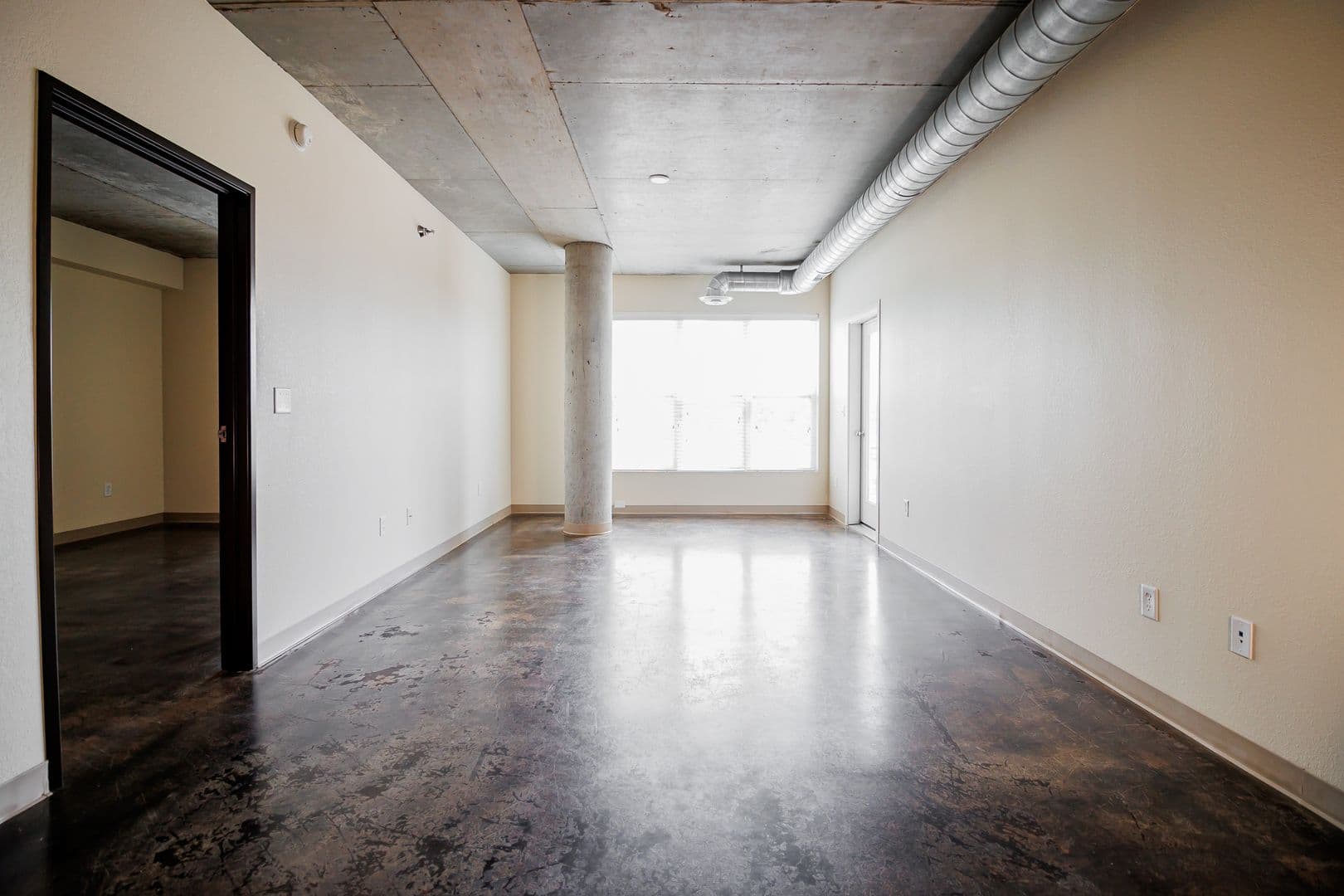 Fargo Apartment: 1919 N University Dr