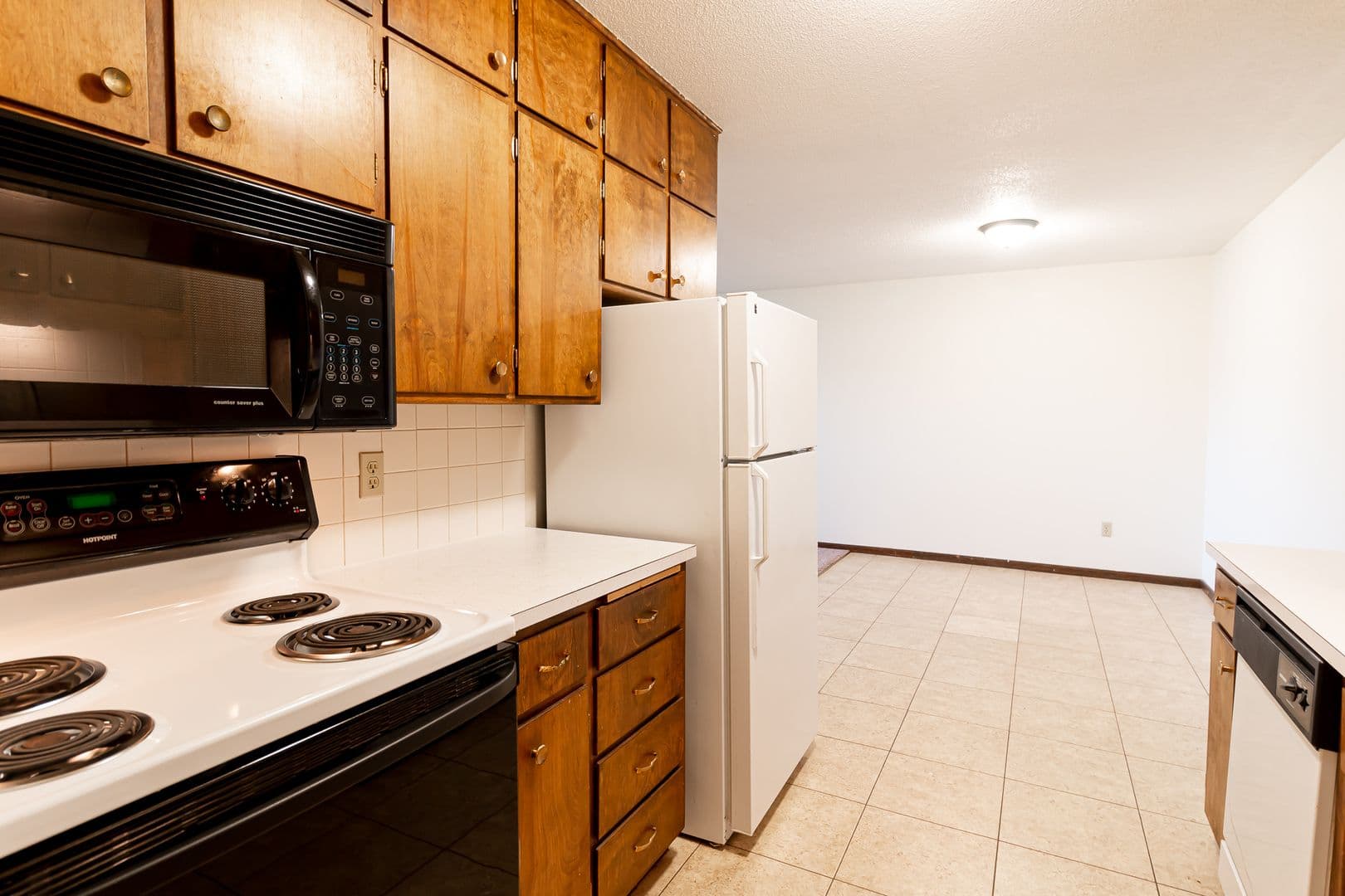 Fargo Apartment: 1120 16th St N