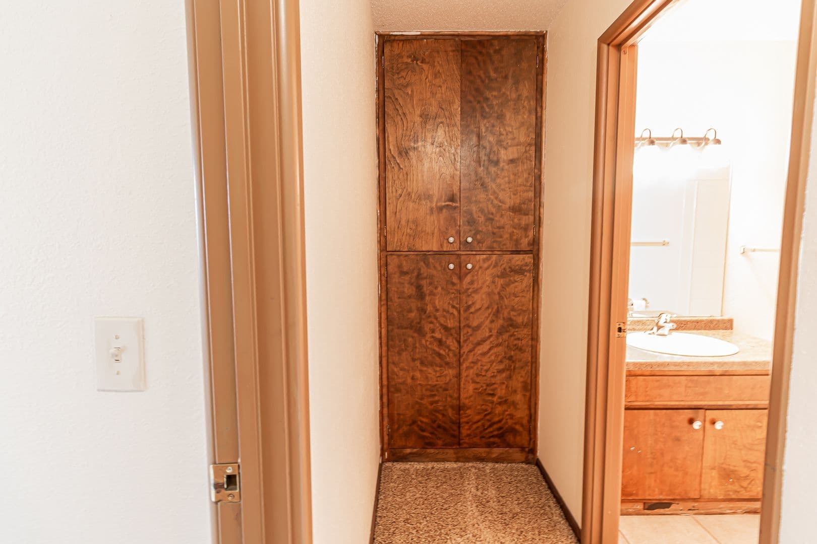 Fargo Apartment: 1120 16th St N
