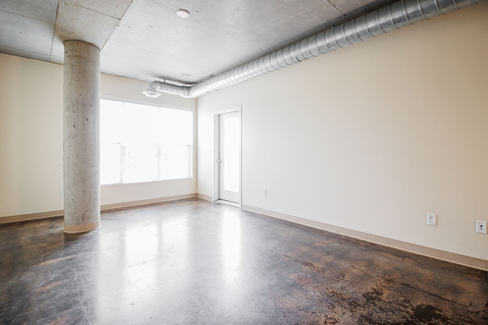 Fargo Apartment: 1919 N University Dr