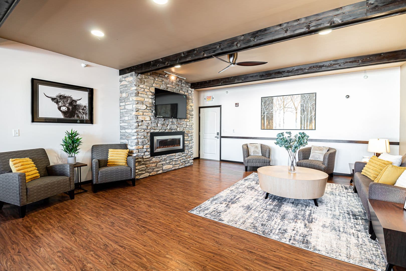 Dickinson Apartment: 1465 Roughrider Blvd