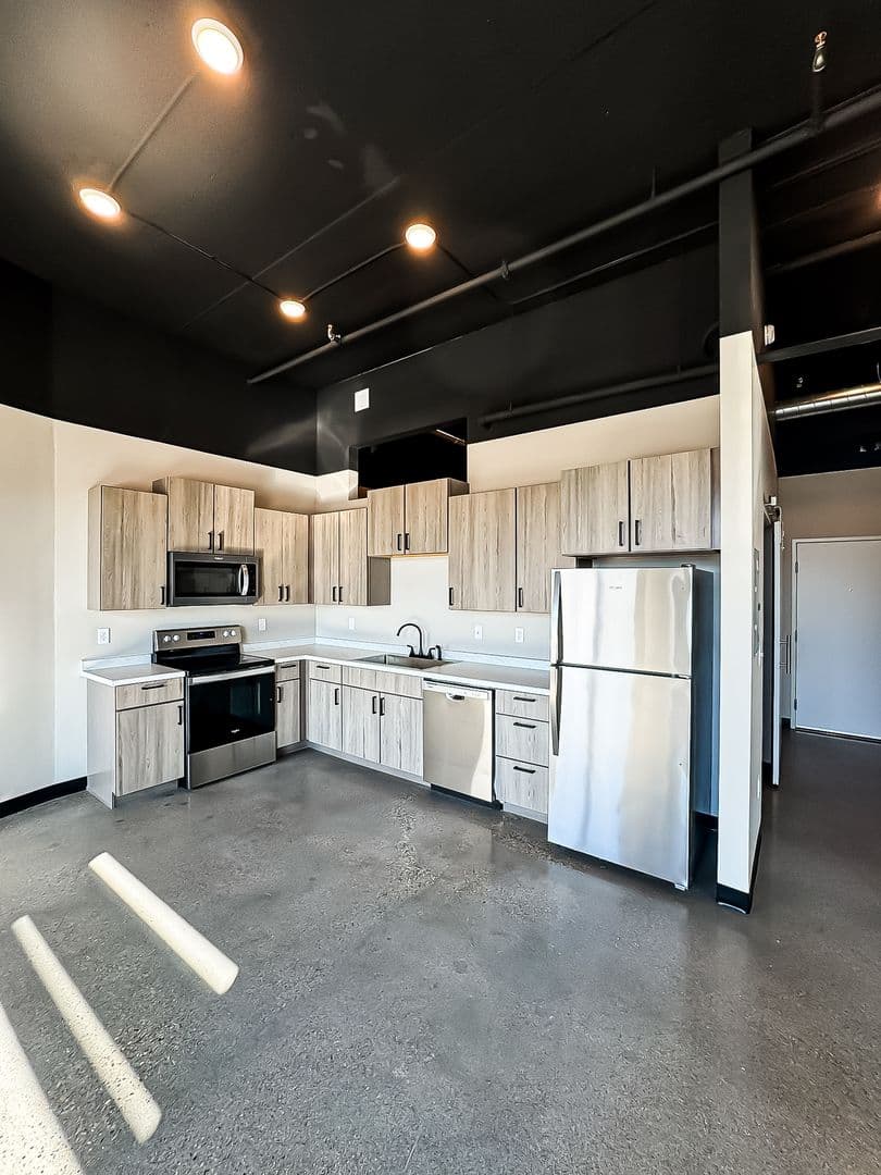 Fargo Apartment: 1919 N University Dr