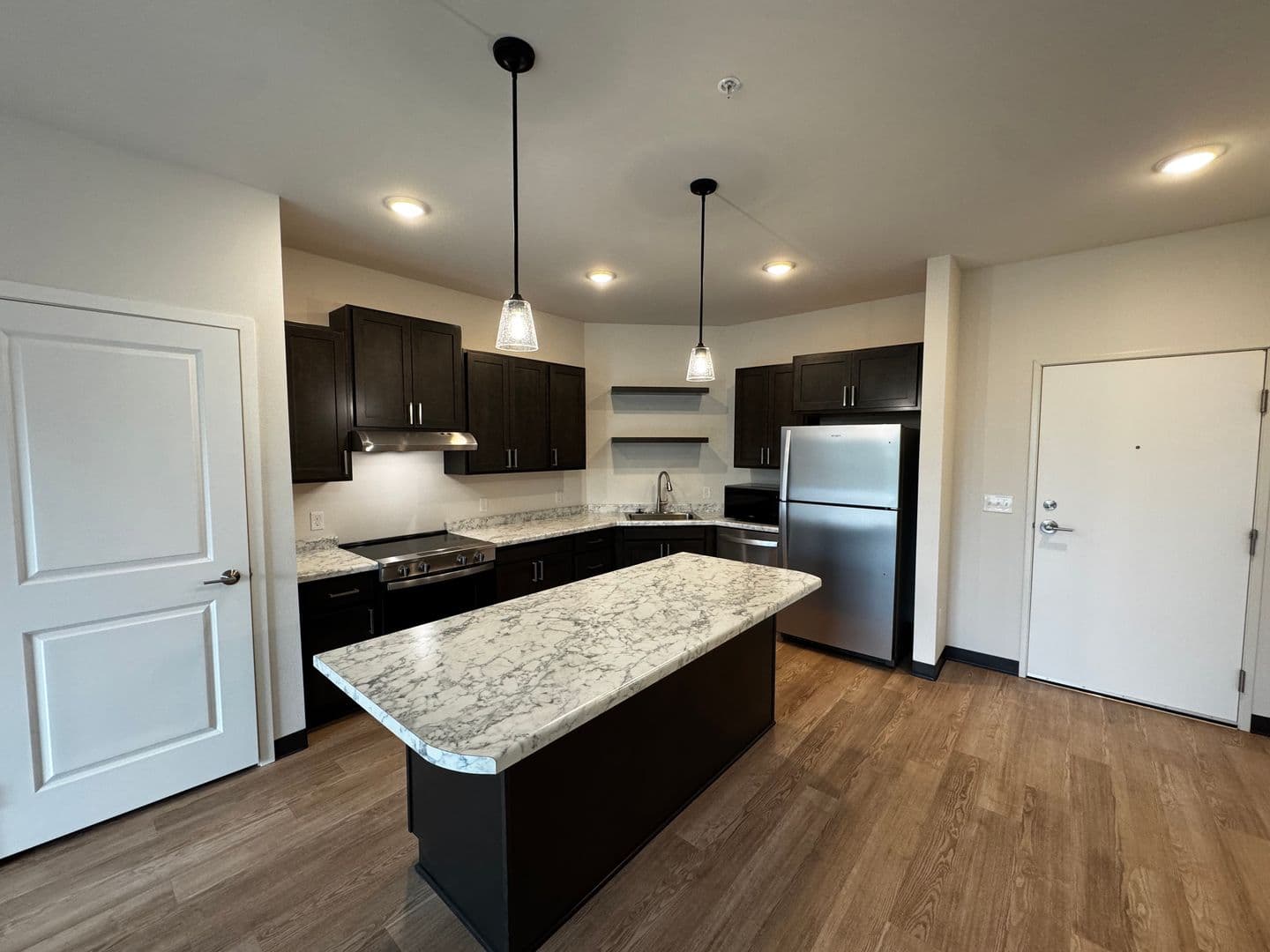 Fargo Apartment: 1758 12th Ave N