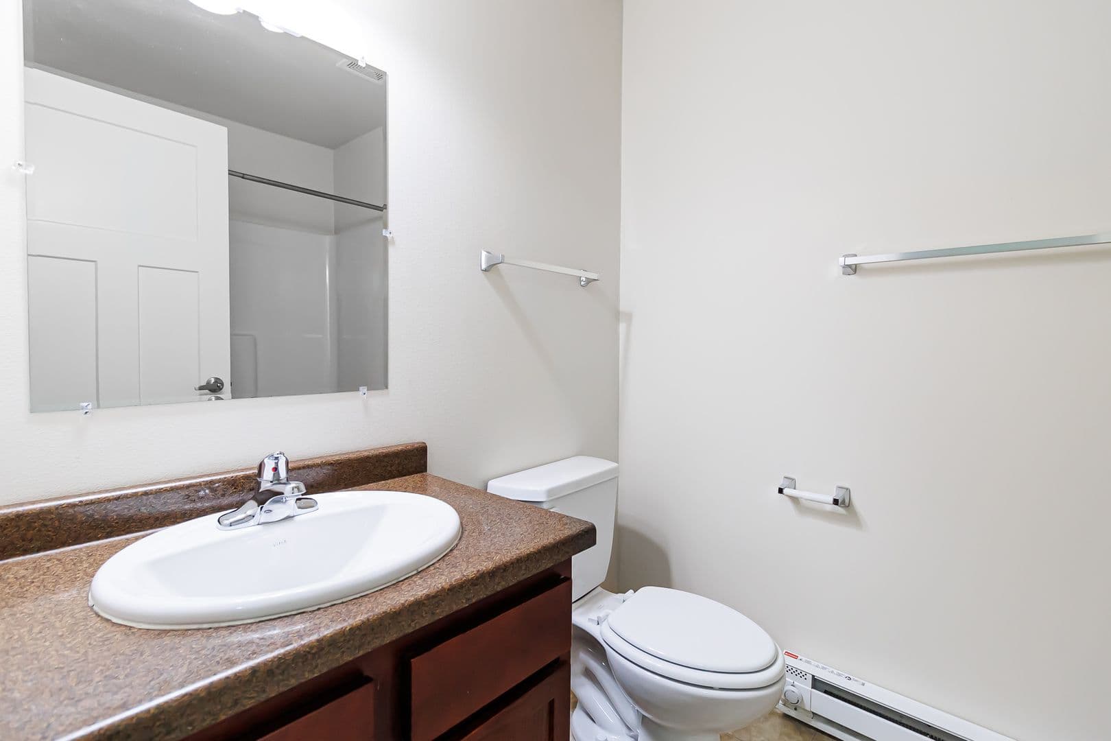 Fargo Apartment: 1017 & 1021 16th ST N/ 1120 & 1122 17th St N