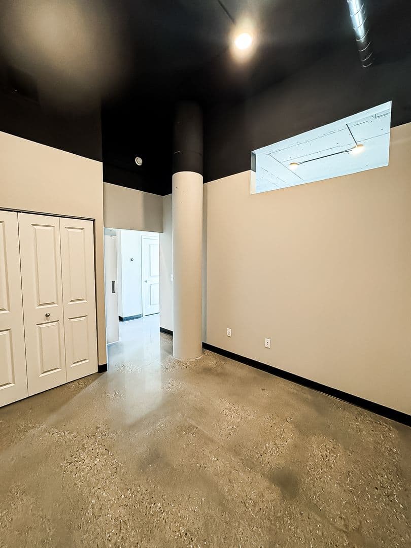 Fargo Apartment: 1919 N University Dr