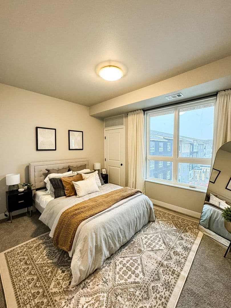 Fargo Apartment: 4400/ 4420 Calico Dr S