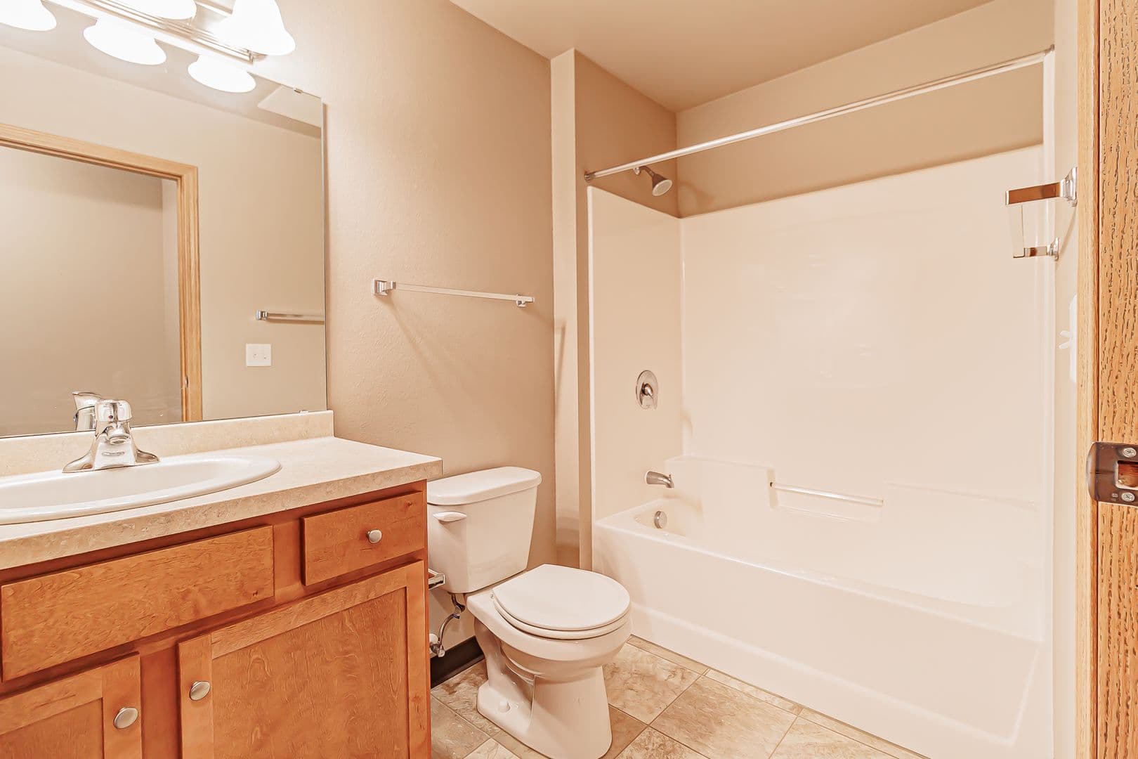 Dickinson Apartment: 1465 Roughrider Blvd