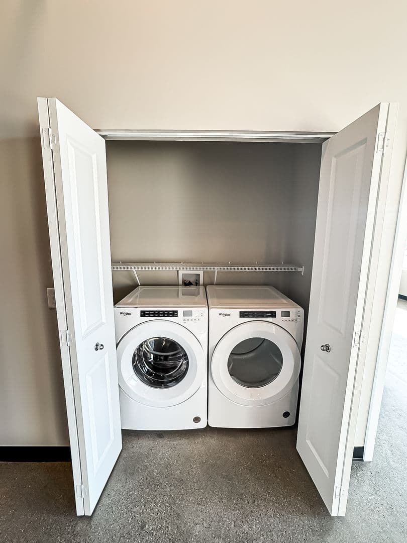 Fargo Apartment: 1919 N University Dr