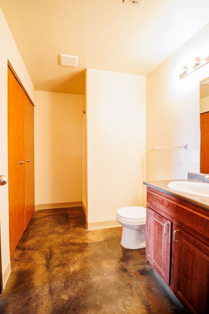 Fargo Apartment: 1919 N University Dr