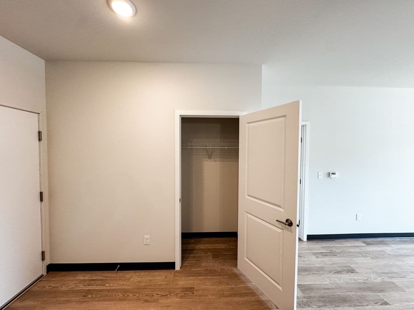 Fargo Apartment: 1758 12th Ave N