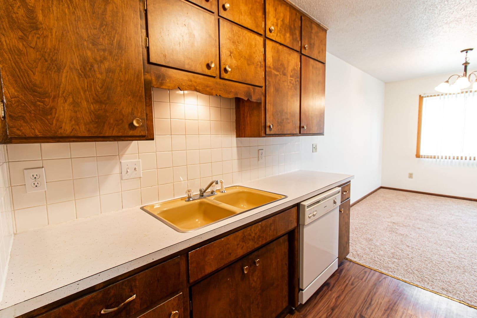 Fargo Apartment: 1120 16th St N