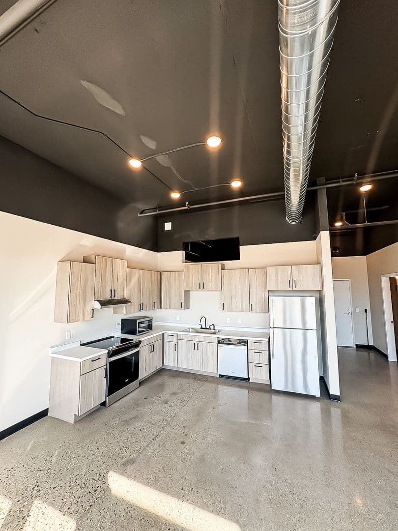 Fargo Apartment: 1919 N University Dr