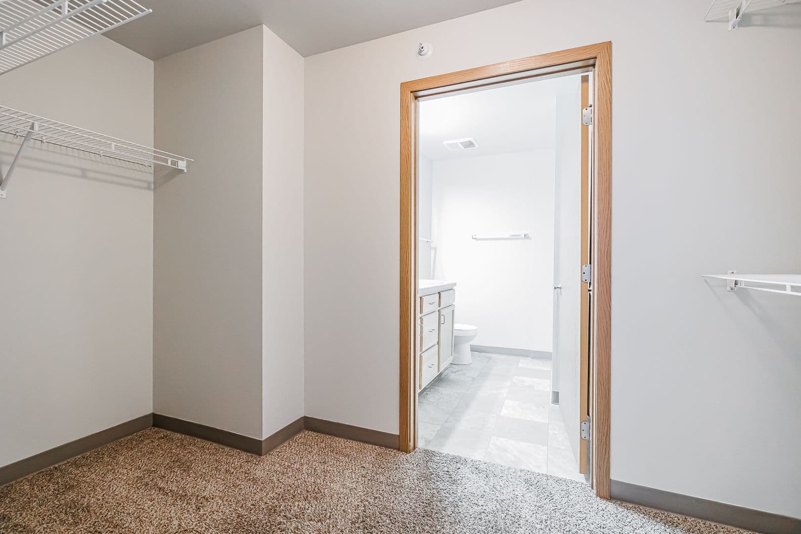 Dickinson Apartment: 4461 12th St W