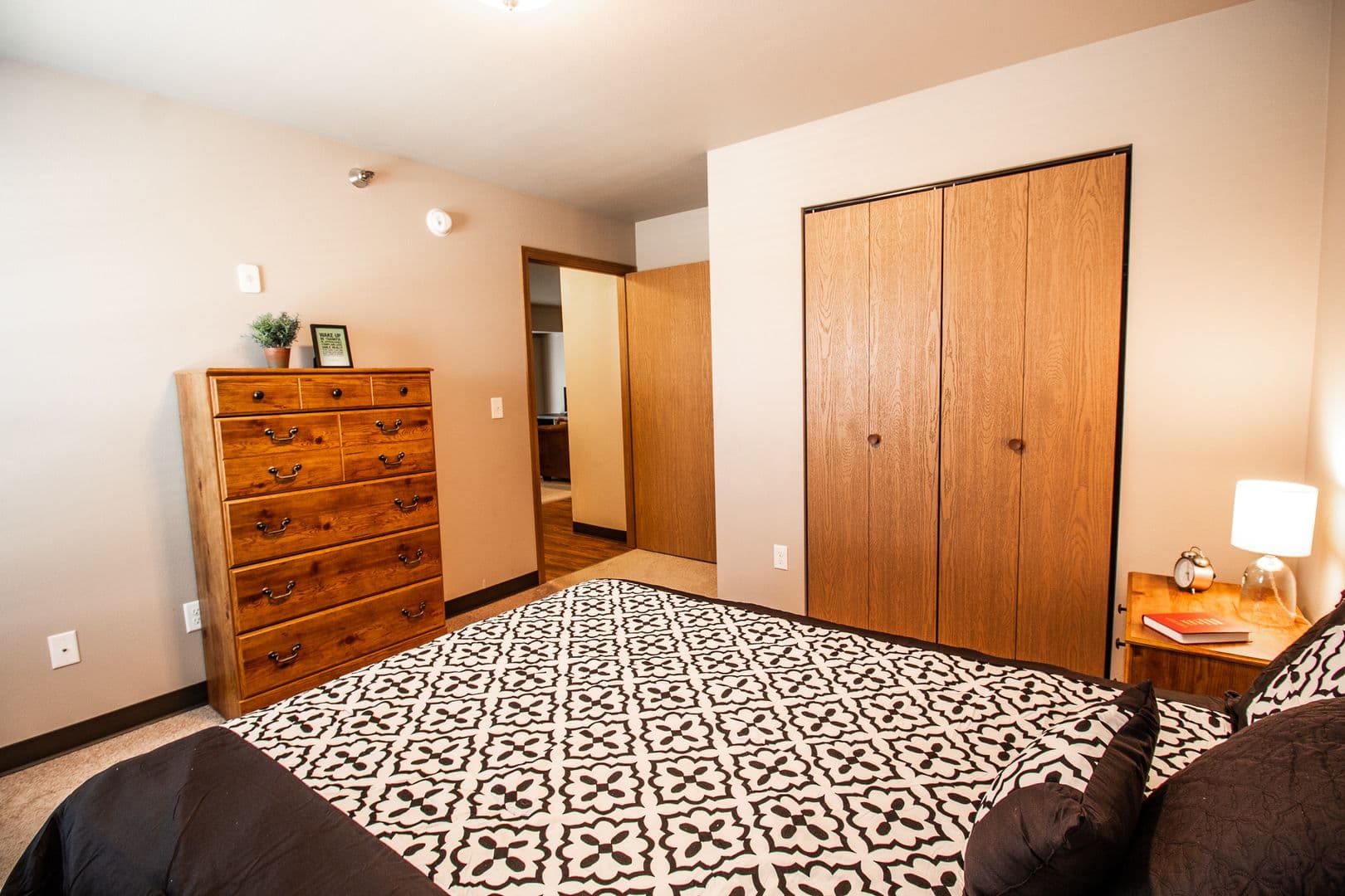 Dickinson Apartment: 1465 Roughrider Blvd