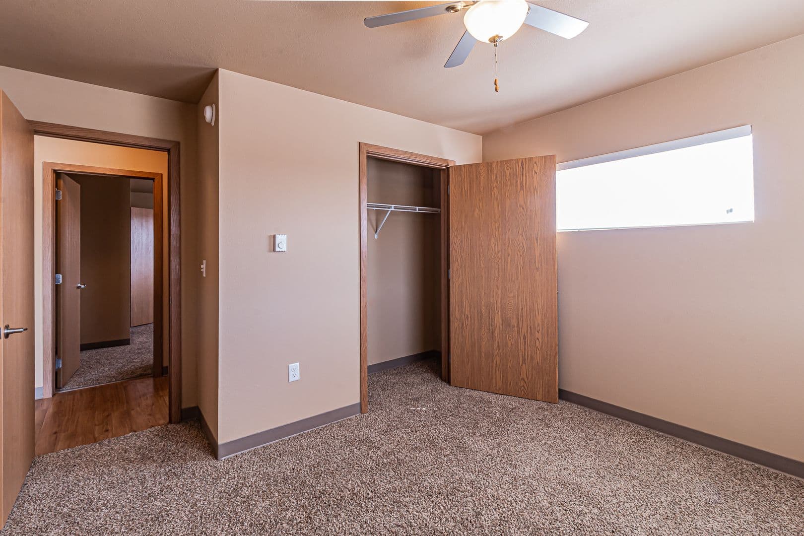 Dickinson Apartment: 4461 12th St W