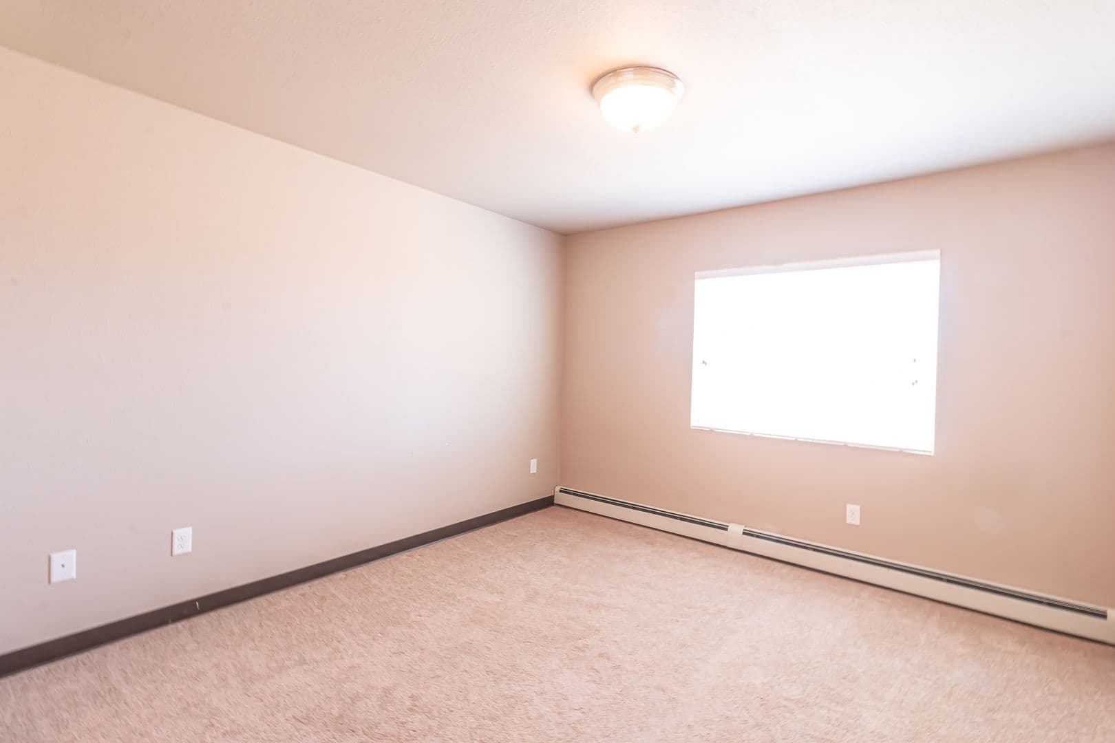 Dickinson Apartment: 1465 Roughrider Blvd