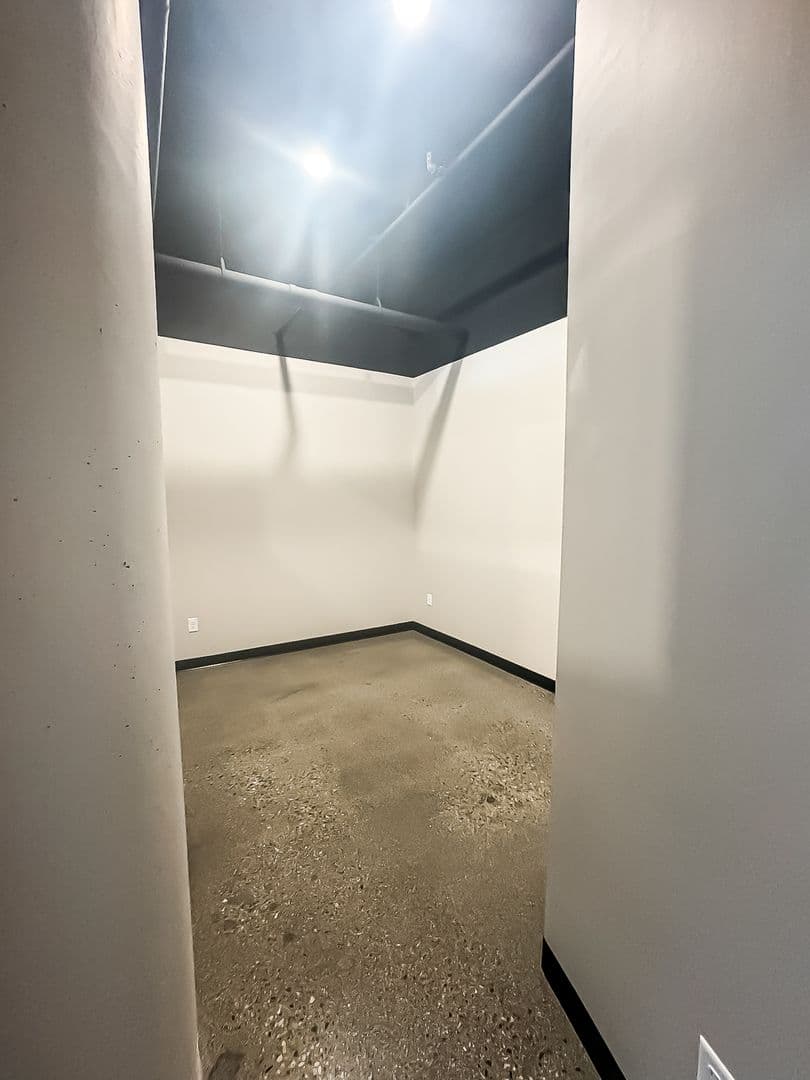 Fargo Apartment: 1919 N University Dr