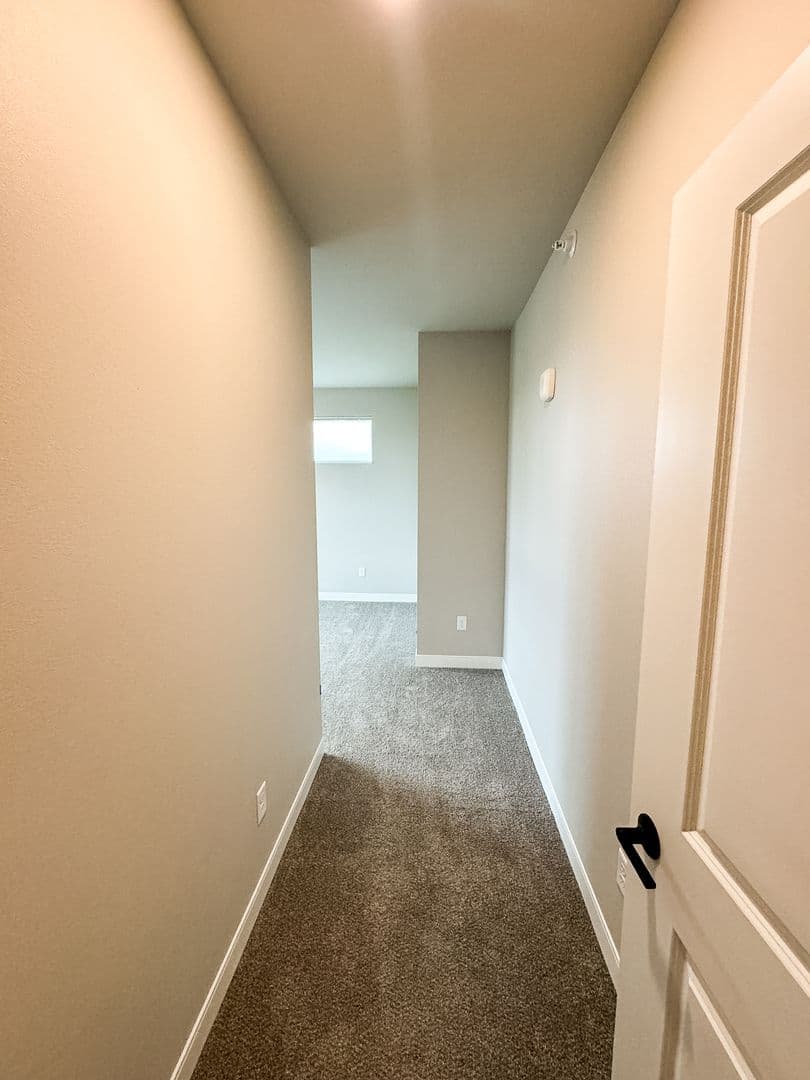 Fargo Apartment: 4400/ 4420 Calico Dr S