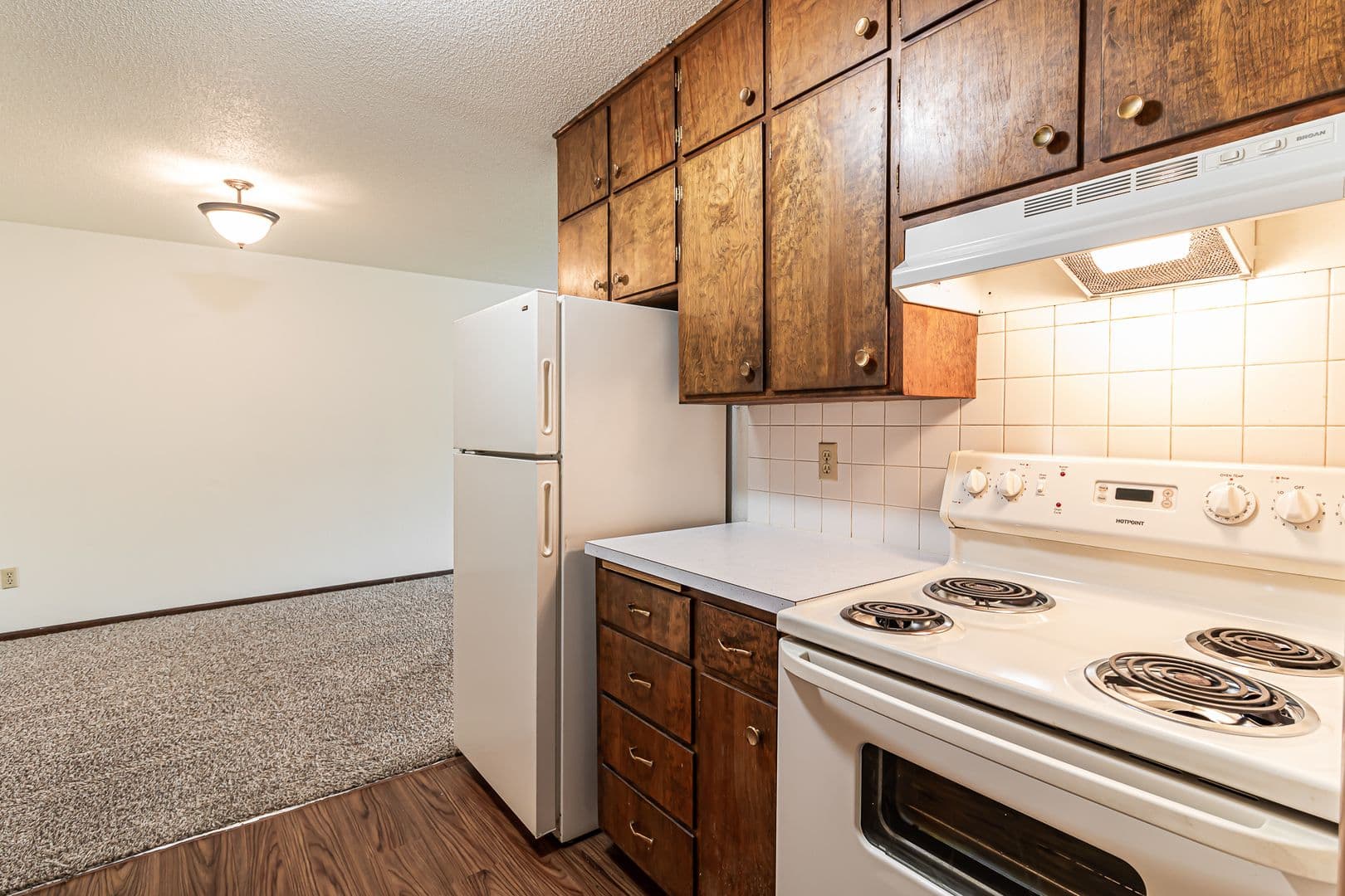 Fargo Apartment: 1120 16th St N
