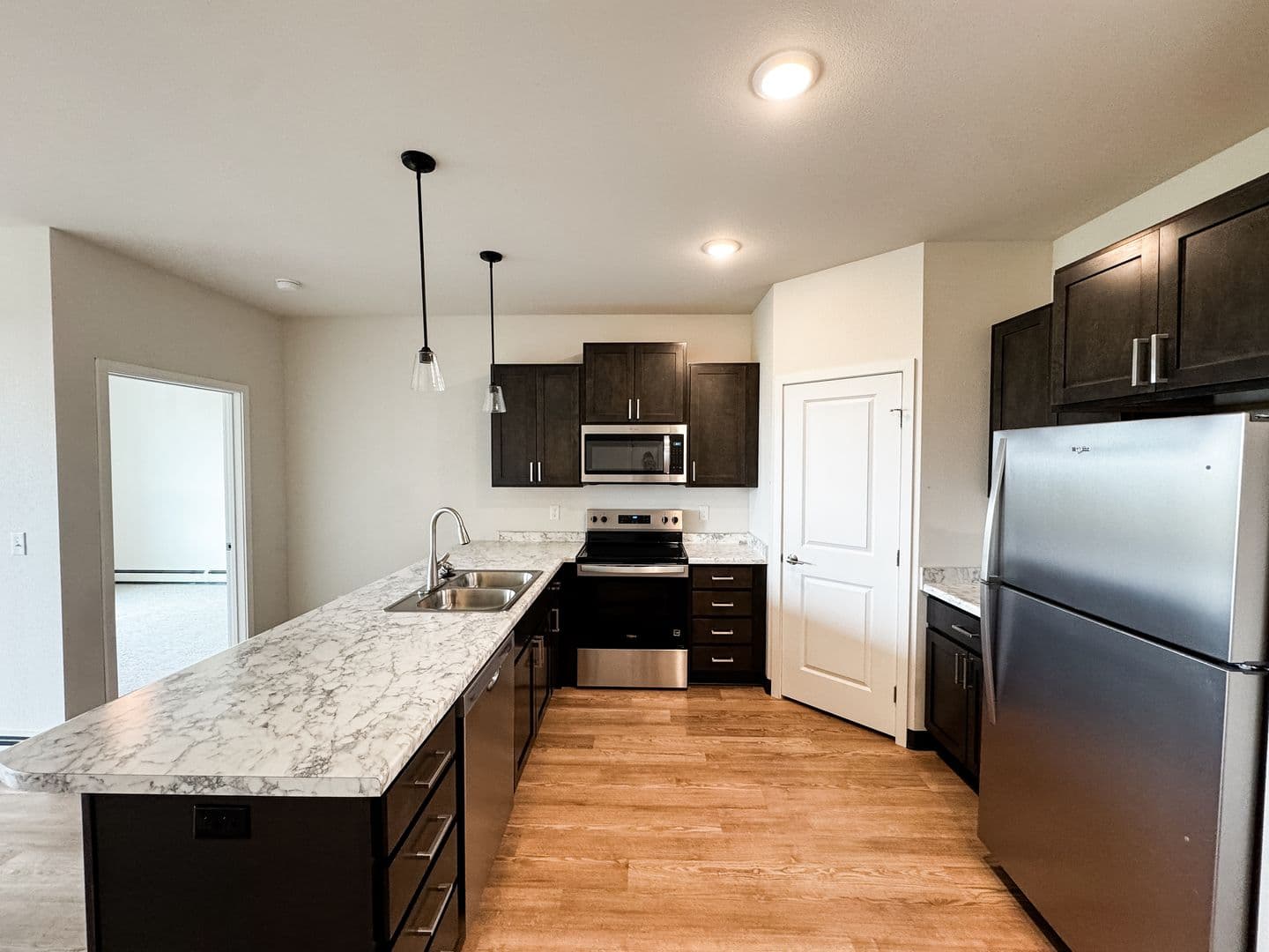 Fargo Apartment: 1758 12th Ave N