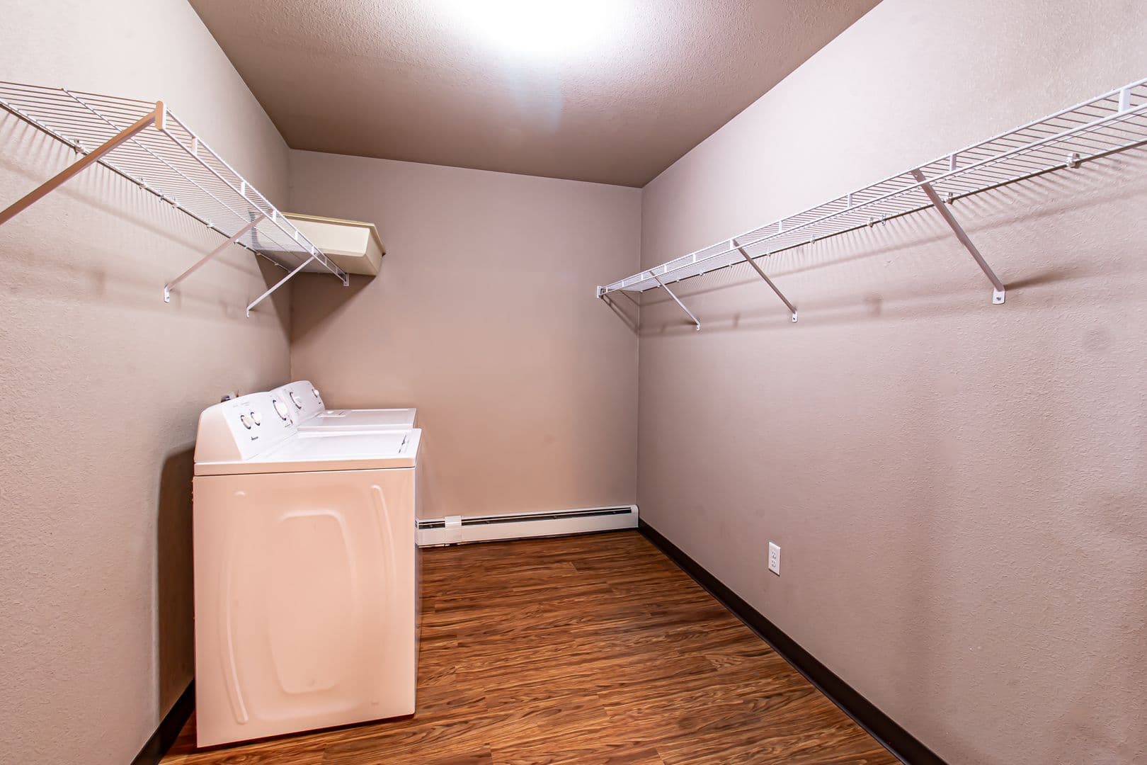 Dickinson Apartment: 1465 Roughrider Blvd