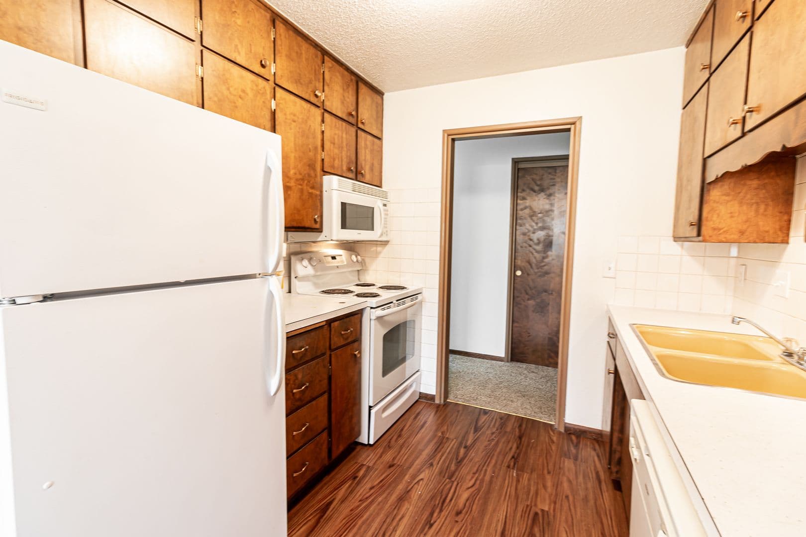 Fargo Apartment: 1120 16th St N