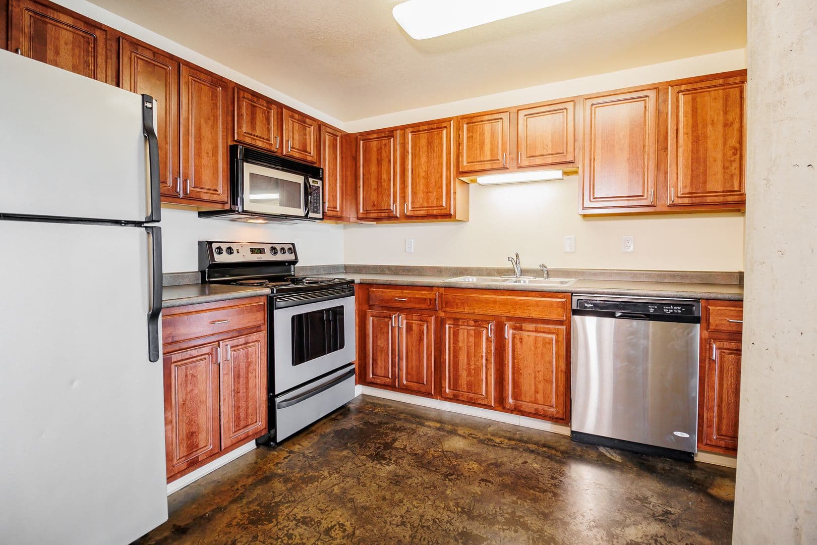Fargo Apartment: 1919 N University Dr