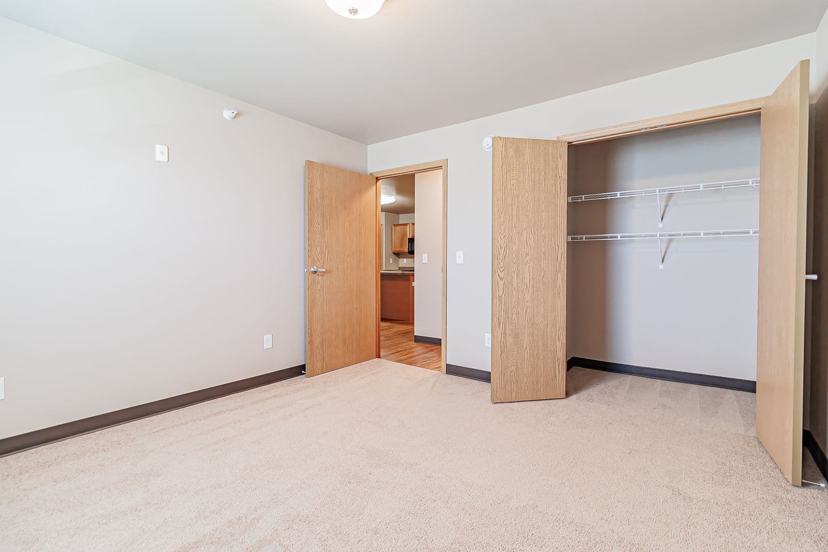 Dickinson Apartment: 1465 Roughrider Blvd